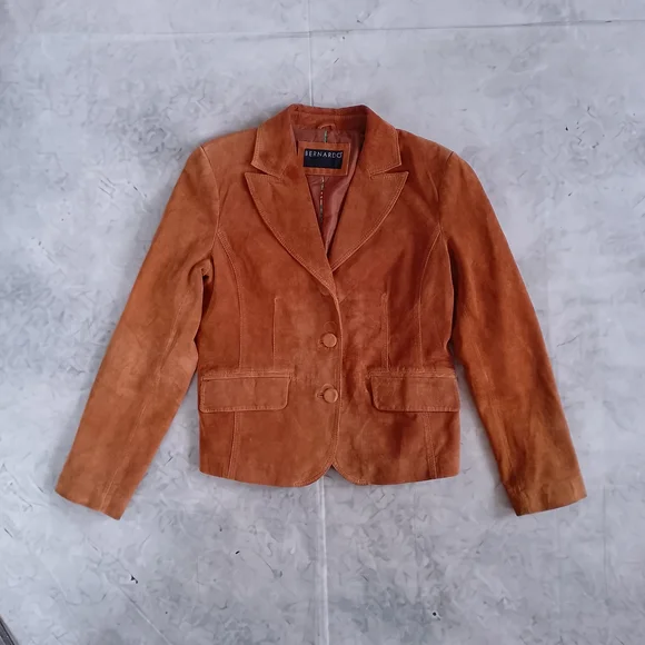 Bernardo Women's Suede Tailored Blazer Jacket in Burnt Orange - Picture 11 of 11